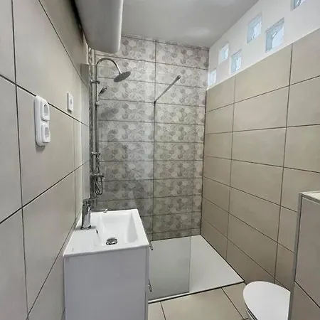 Ben Apartment *