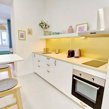 Pau Stylish In The Heart Of Apartment *