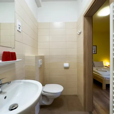 Pensionat Irisz Panzio 3*