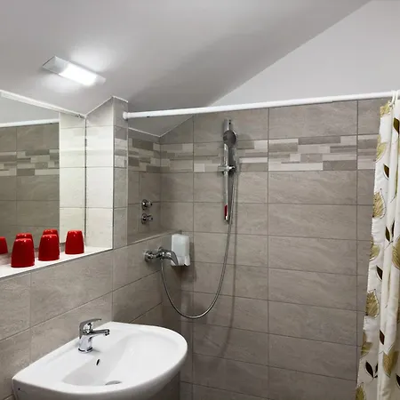 Irisz Panzio Budapest