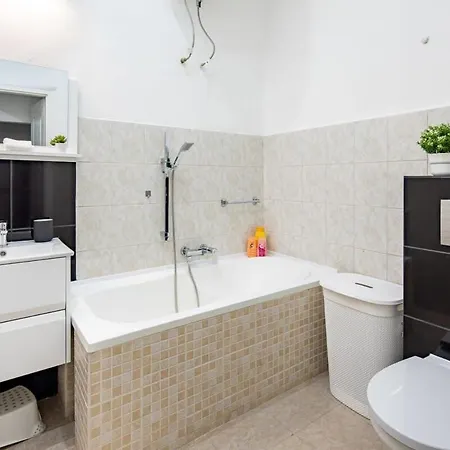 Apartment Comfy Easy Parking *