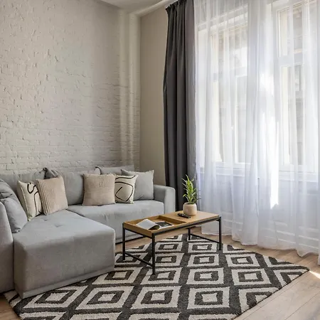 Apartment Exclusive Stylish By Prestige Homes Next To The Oktogon Budapest