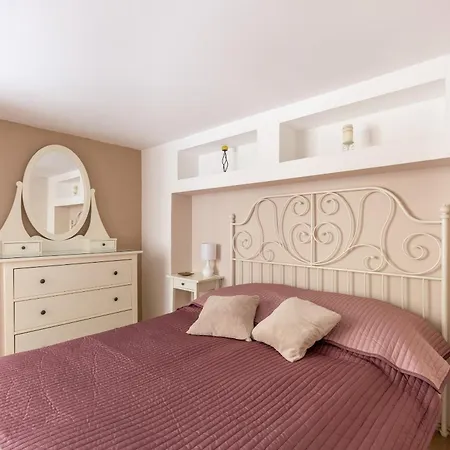 D20 Dob Apartment *