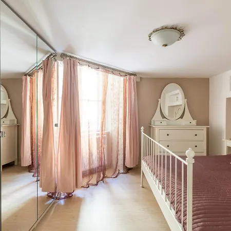 D20 Dob * Budapest
