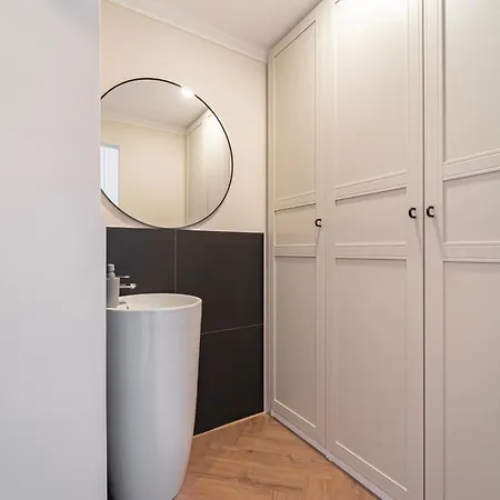 Luxurious Prestige On The St Stephen Road Apartament Budapesta