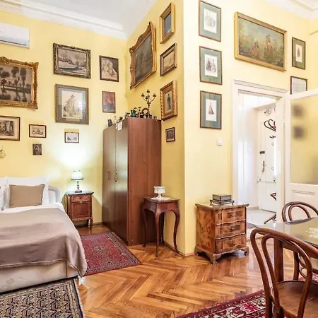 Apartment Charming Budapest