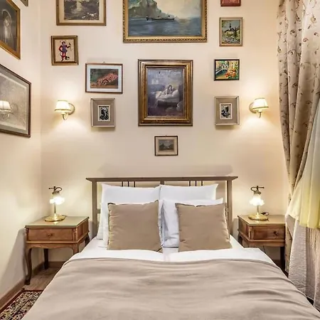 Charming Apartment *