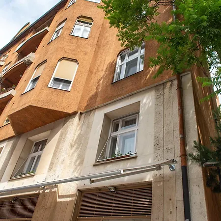 Apartment With Parliament View Budapest