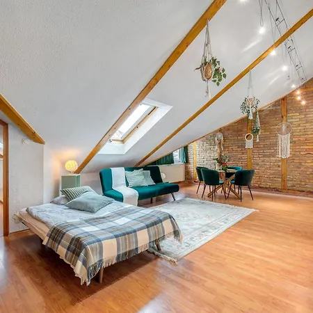 Acme Guest house
