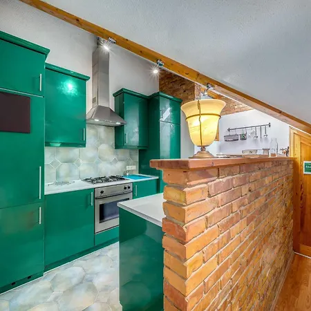 Guest house Acme