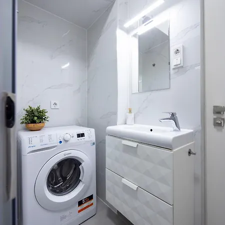 Spacious Cozy With 4bedroom In The Heart Of Bp Budapest