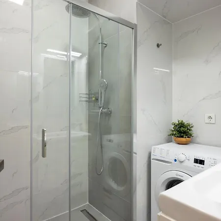 Spacious Cozy With 4bedroom In The Heart Of Bp Apartment Budapest