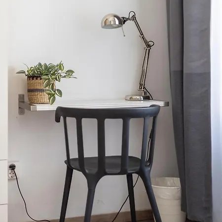 Charming & Cozy Stylish In The Heart Of 부다페스트
