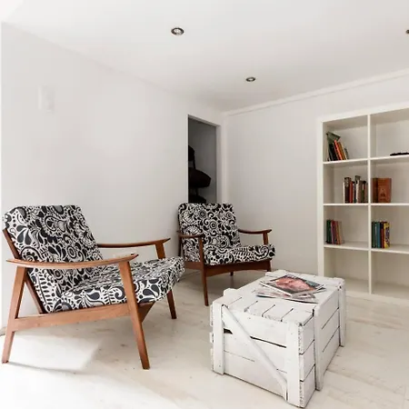 Black&white Apartment Budapest