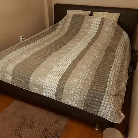 Cozy Downtown Apartment *