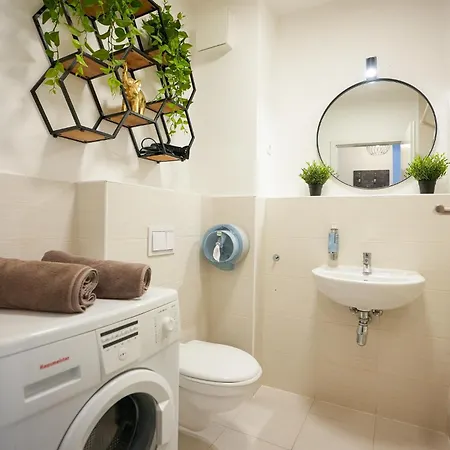 Agrabah Premium * Budapest