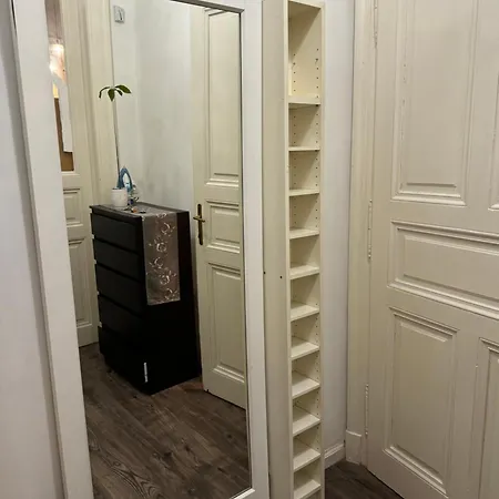 Oktogon Modern Apartament *