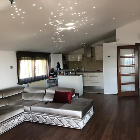 Apartment Rosehill Penthouse *