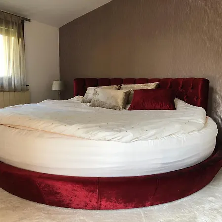 Rosehill Penthouse Apartment Budapest
