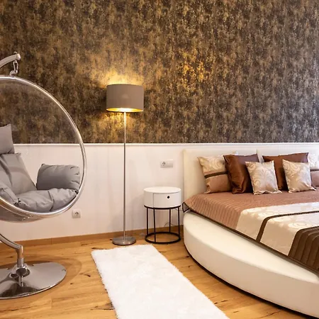 Oktogon Luxury Apartment
