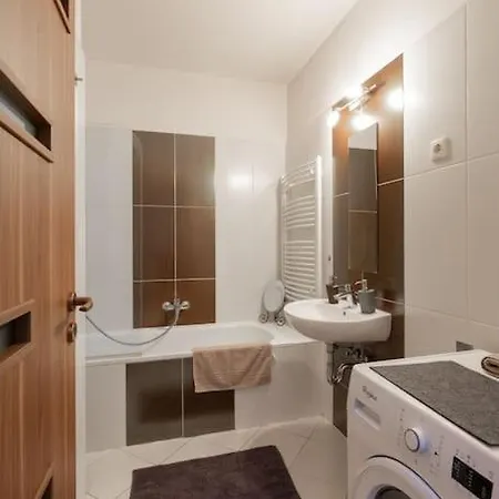 Apartment Charming With Quiet Garden In Downtown Budapest