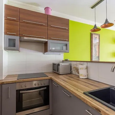 Apartment Charming With Quiet Garden In Downtown Budapest