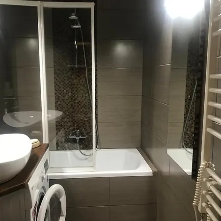 Apartmán Pillango Parki Kis Lakas 15 Percre A Belvarostol Budapešť