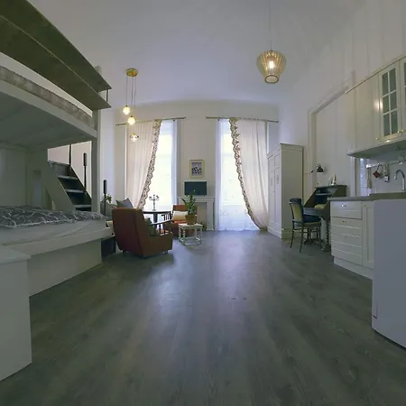Oktogon Modern Apartament