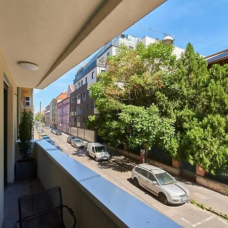 Bb23 New Flat