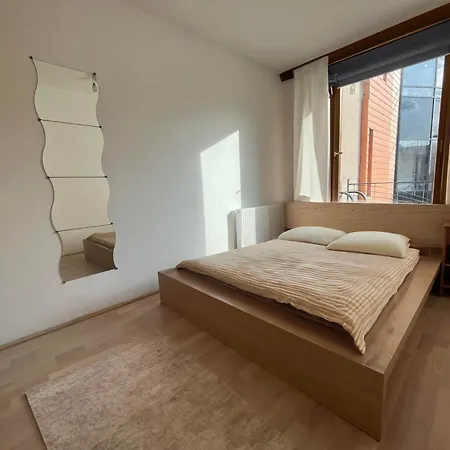 Leda Deluxe * Budapest