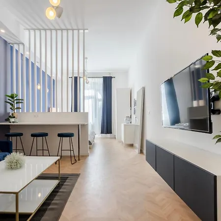 D58 - Grand Boulevard Royal - Location By Bqa Apartament Budapesta