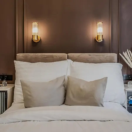 Timeless Boutique By Bqa * Budapest