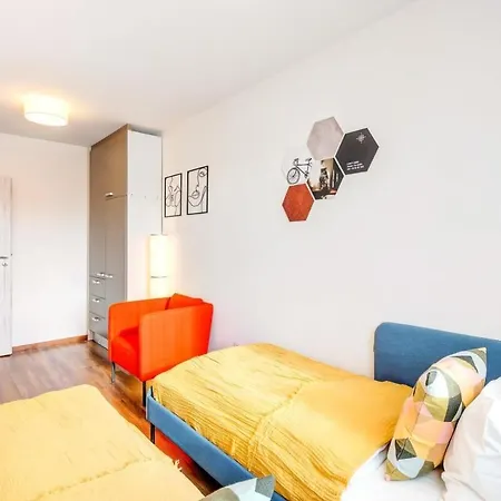 Appartamento - New - With Sunny Balcony