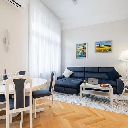 Nirvana Niche Apartment