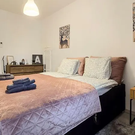 Apartment Samadhi Park Budapest