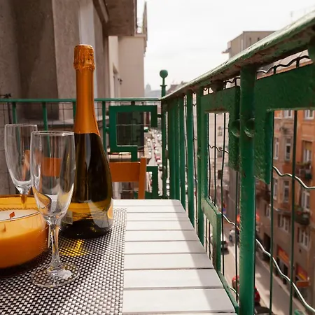 Perfect Place In The Center With Fast Wifi And Free Parking At Riverside Apartment Budapest