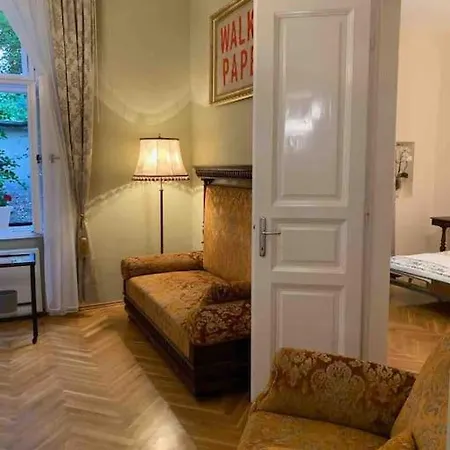Villa Giulietta With Garden, Free Parking