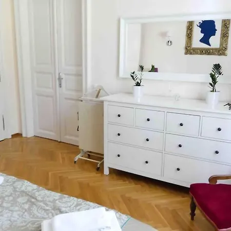 Giulietta With Garden, Free Parking * Budapeşte