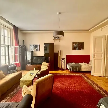 Appartamento Synagogue Loft 3br Free Parking *