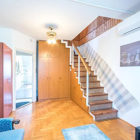 Green - Easy Parking - Quiet Sleep Apartment Budapest