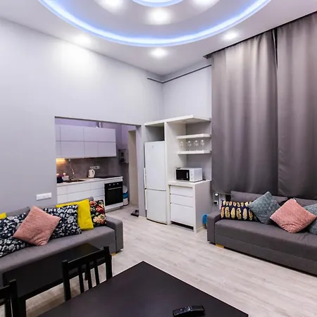 Apartment Diamond Lux - 4 Bedrooms 2 Bathrooms Budapest