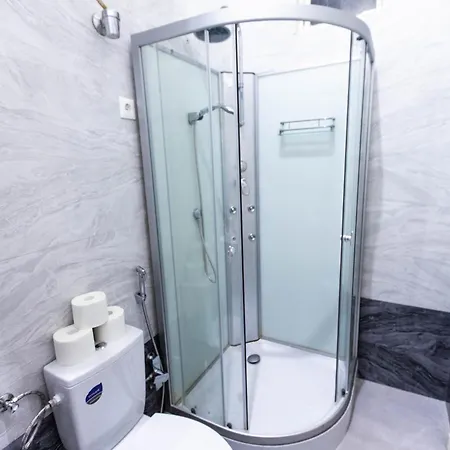 Diamond Lux - 4 Bedrooms 2 Bathrooms * Budapest