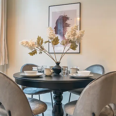Bp Loft Getaway Close To Ny Cafe Apartment *
