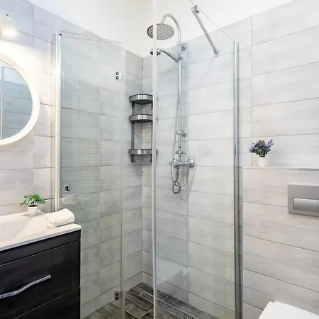 Apartment - Large And Comfy Budapest