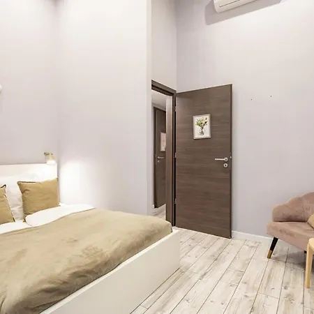 - Large And Comfy * Budapest