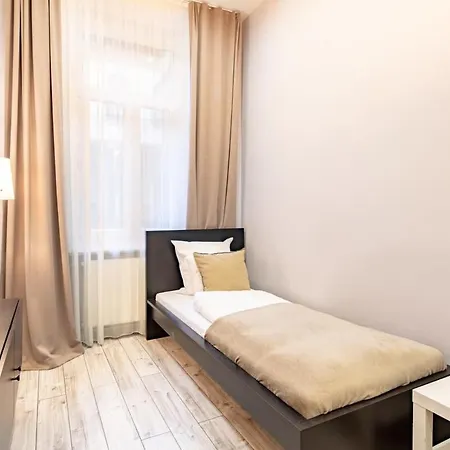 Apartment - Large And Comfy *