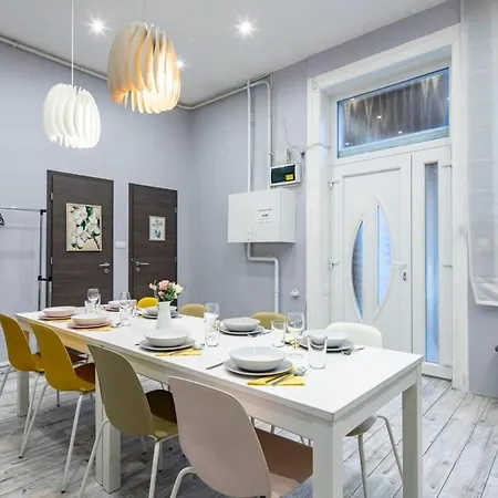 Apartment - Large And Comfy Budapest