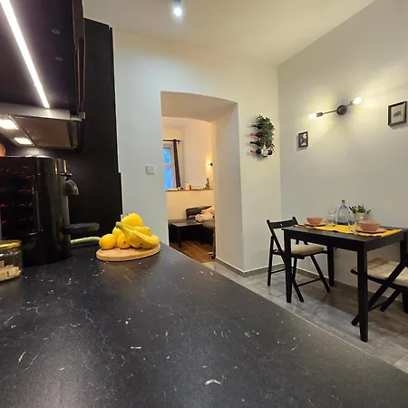 Da Vinci Loft Ap By Corvin Promenade Tram Line 4-6 *