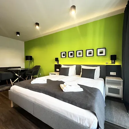 The Riverhouse Aparthotel *