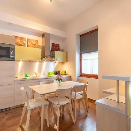Vibrant Neighborhood Vibes Apartment
